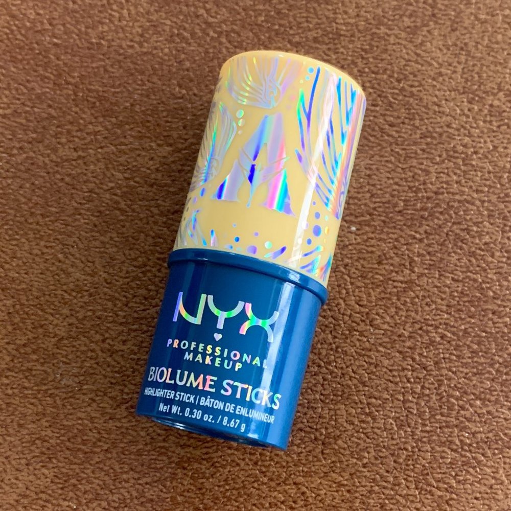 NYX Avatar The Way of the Water Biolume Highlighter Stick, Sunrise Banshee Ride